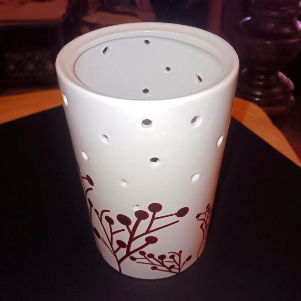 White tea light holder with red accents - Picture 1 of 3